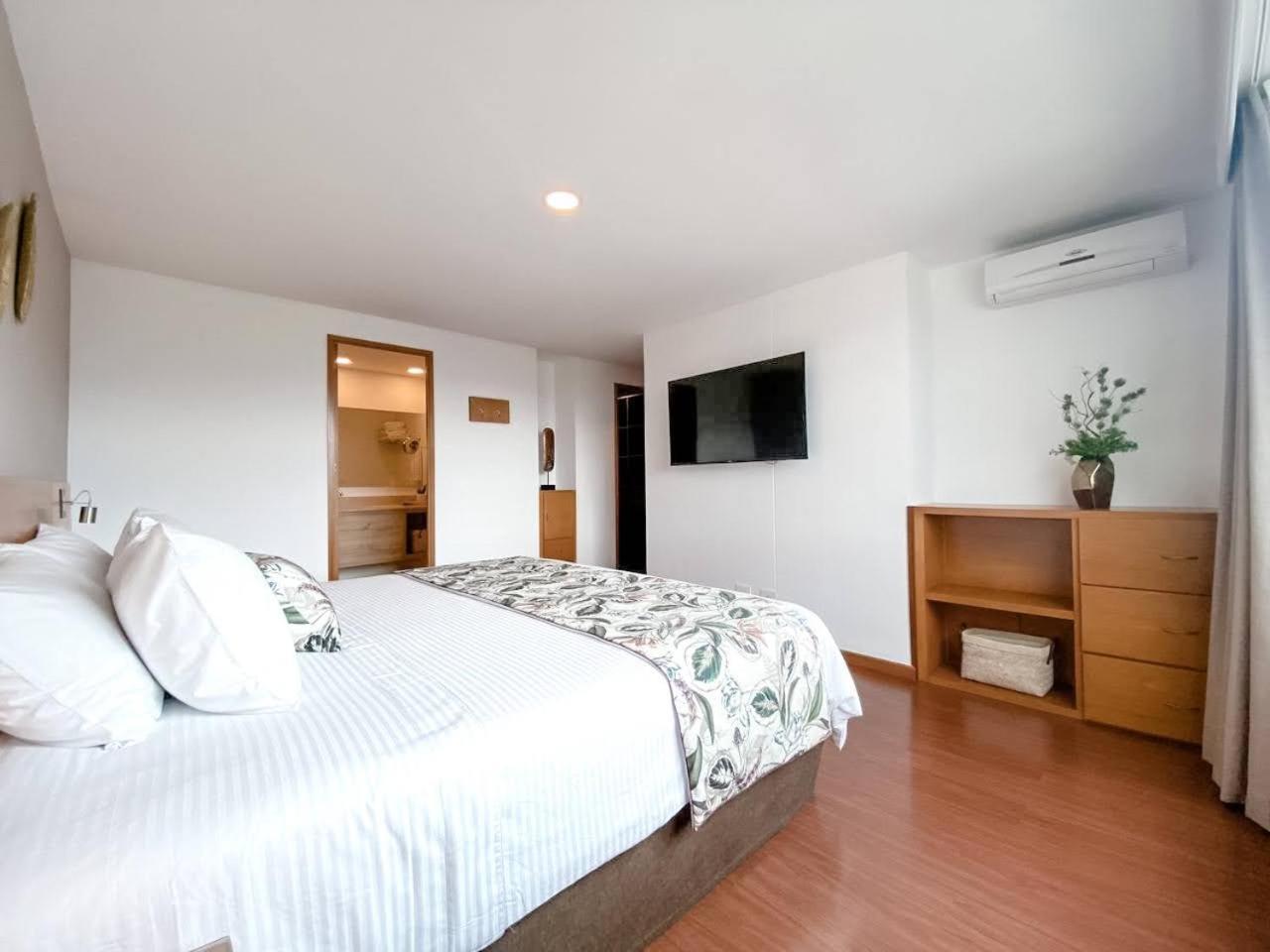 Affinity Aparthotel 4*
